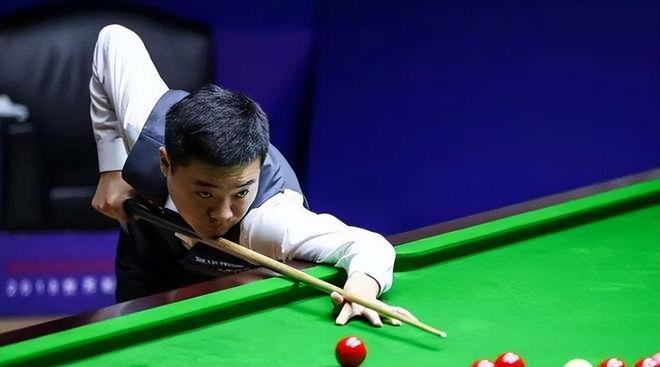 总喜欢与球 总喜欢与球